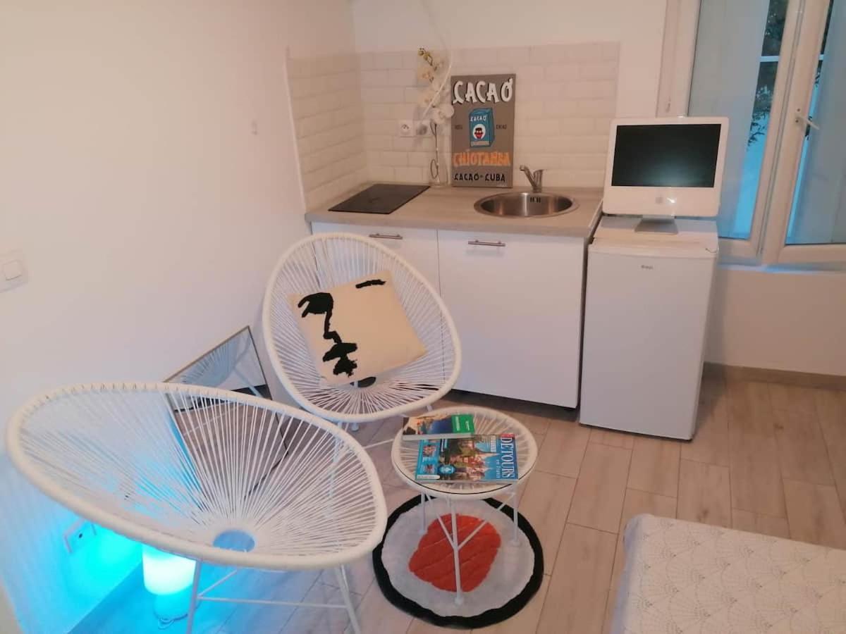 Superbe Logement Apartment Drancy Bagian luar foto